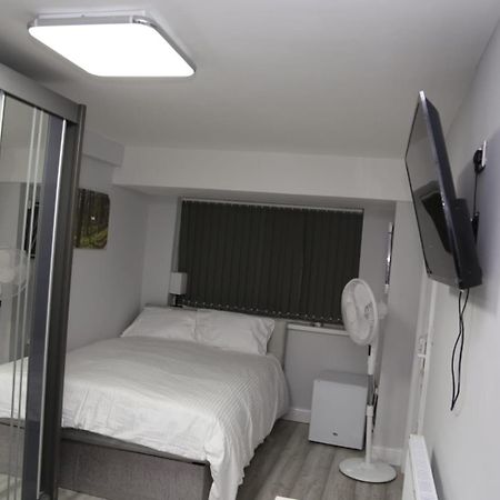 A A Guest Rooms Woolwich ロンドン エクステリア 写真