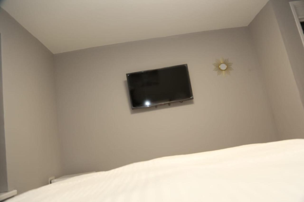 A A Guest Rooms Woolwich ロンドン エクステリア 写真